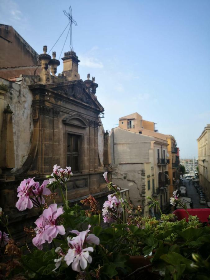 Cassari Suite Palermo Bagian luar foto